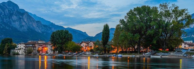 Hotel Don Abbondio Lecco Exterior photo