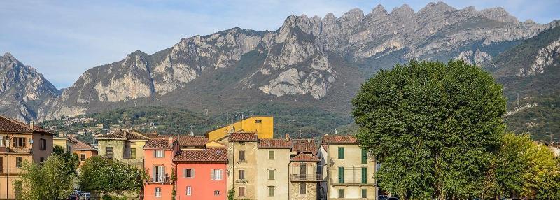 Hotel Don Abbondio Lecco Exterior photo